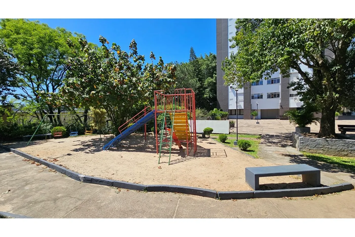 BVFP 45 Apto 612481104-3 - REMAX Andar de Cima Exclusividades