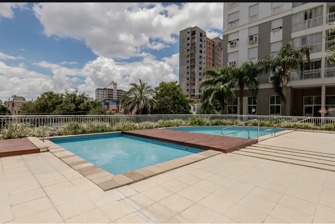 CRL 135 Apto 612541029-17 - REMAX Street Exclusividades CRL 135 Apto 612541029-17 - REMAX Street Exclusividades