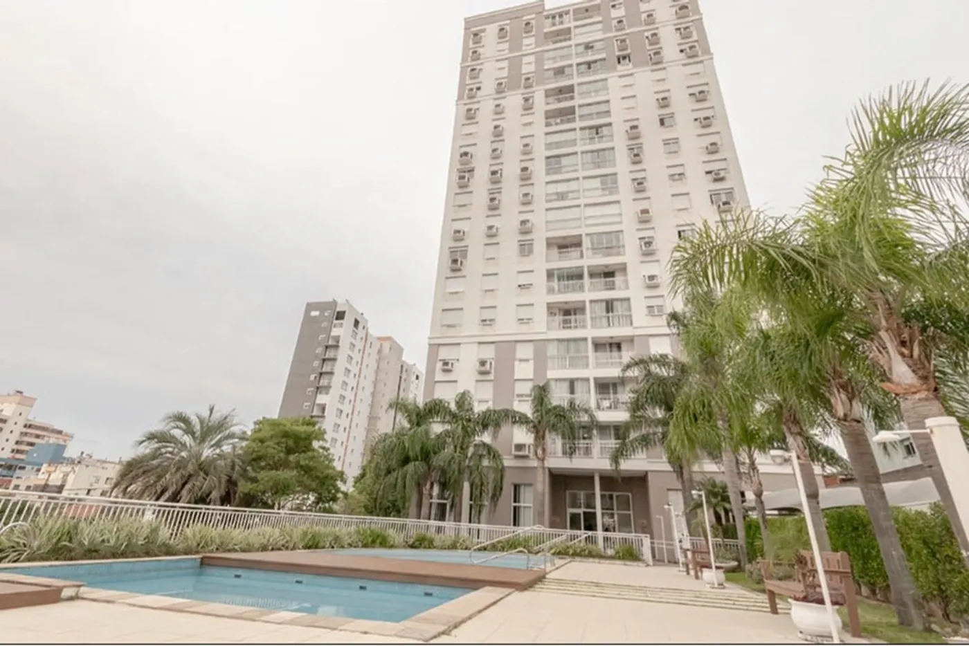 CRL 135 Apto 612541029-17 - REMAX Street Exclusividades CRL 135 Apto 612541029-17 - REMAX Street Exclusividades