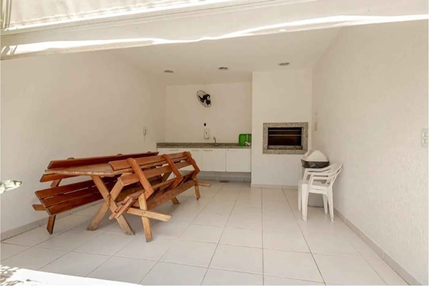 CRL 135 Apto 612541029-17 - REMAX Street Exclusividades CRL 135 Apto 612541029-17 - REMAX Street Exclusividades