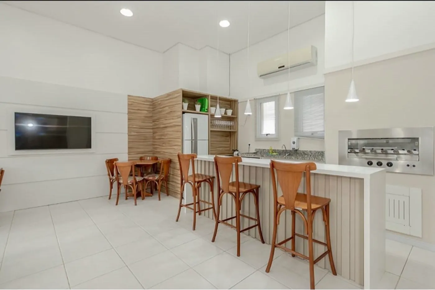 CRL 135 Apto 612541029-17 - REMAX Street Exclusividades CRL 135 Apto 612541029-17 - REMAX Street Exclusividades