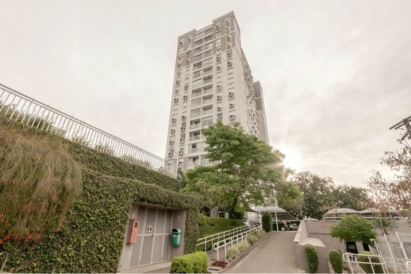 CRL 135 Apto 612541029-17 - REMAX Street Exclusividades CRL 135 Apto 612541029-17 - REMAX Street Exclusividades