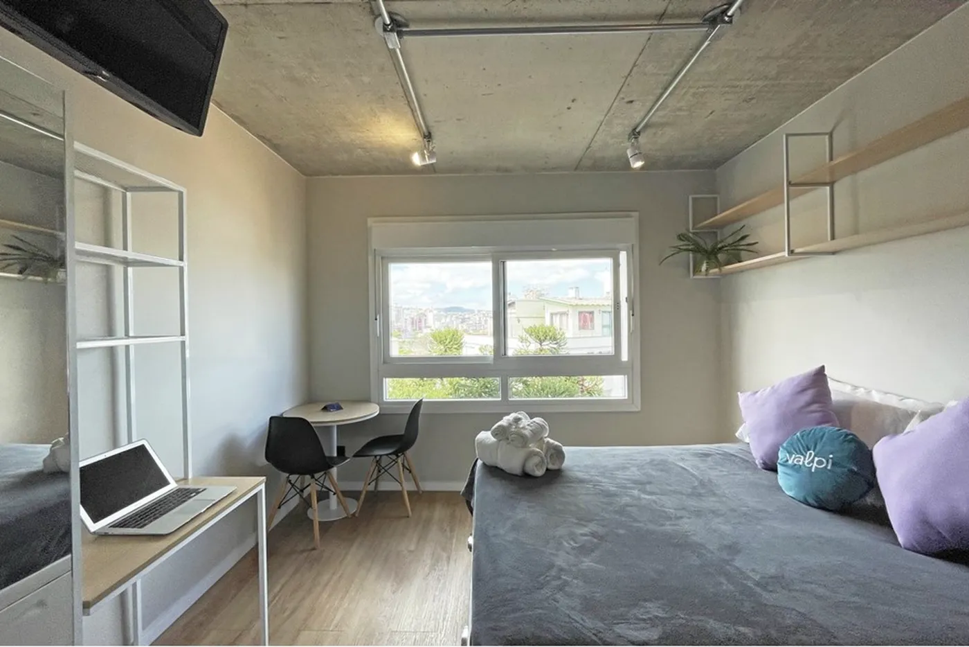 SCDE 415 Apto 612481109-6 - REMAX Andar de Cima Exclusividades