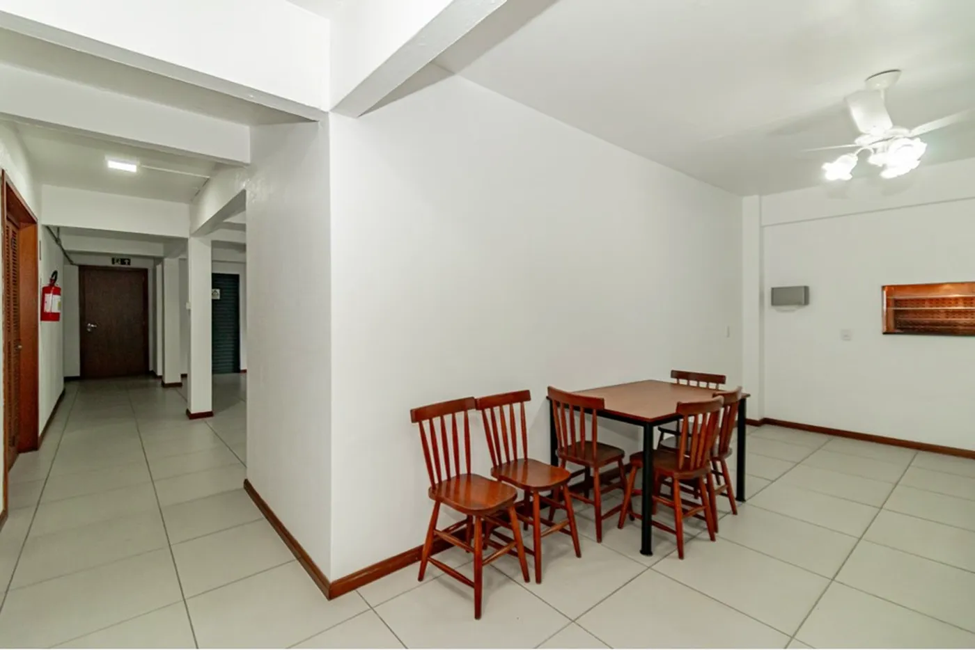 PVDF 2059 Apto 612481109-7 - REMAX Andar de Cima Exclusividades