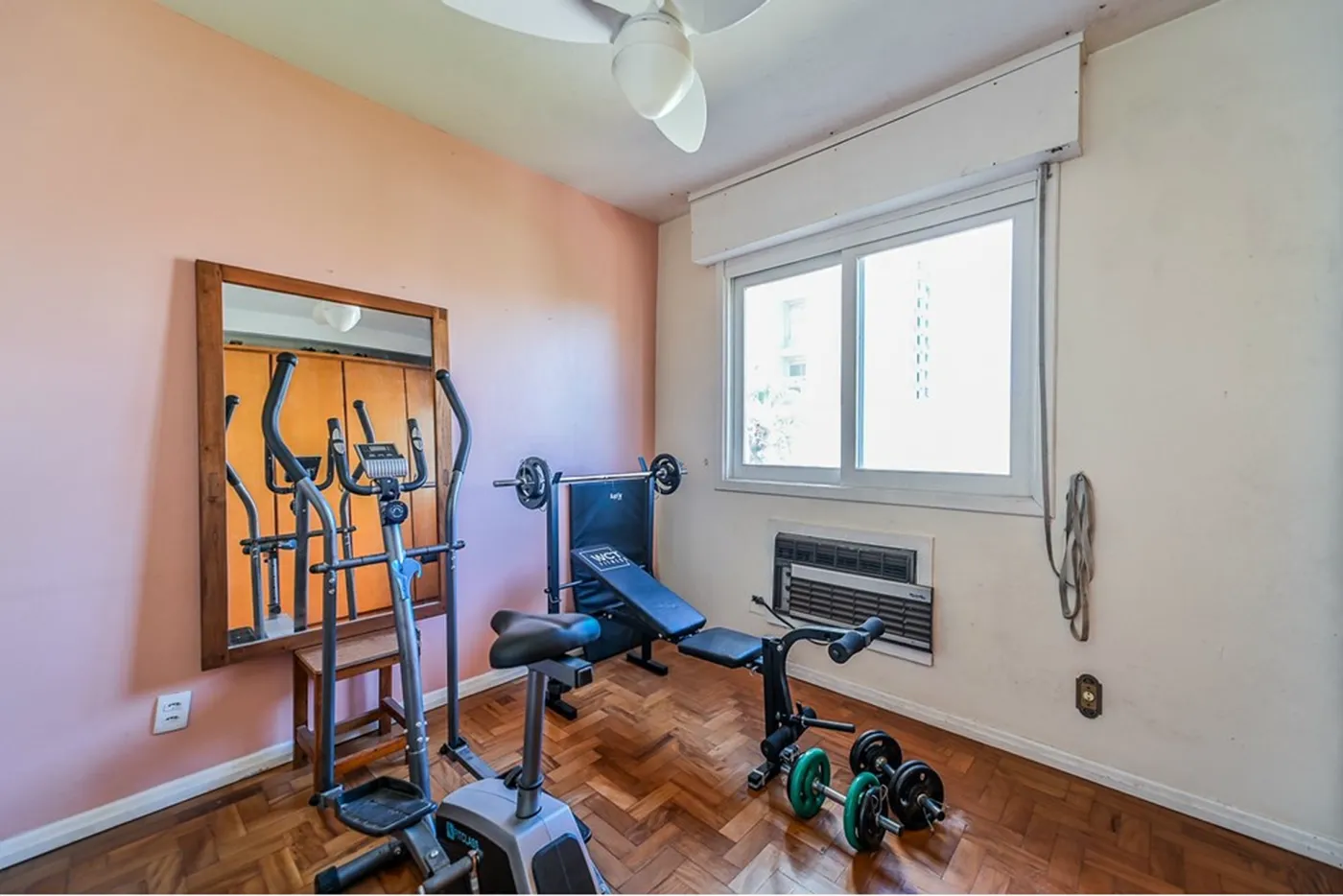 RBPÁA 450 Apto 612481068-194 - REMAX Andar de Cima Exclusividades