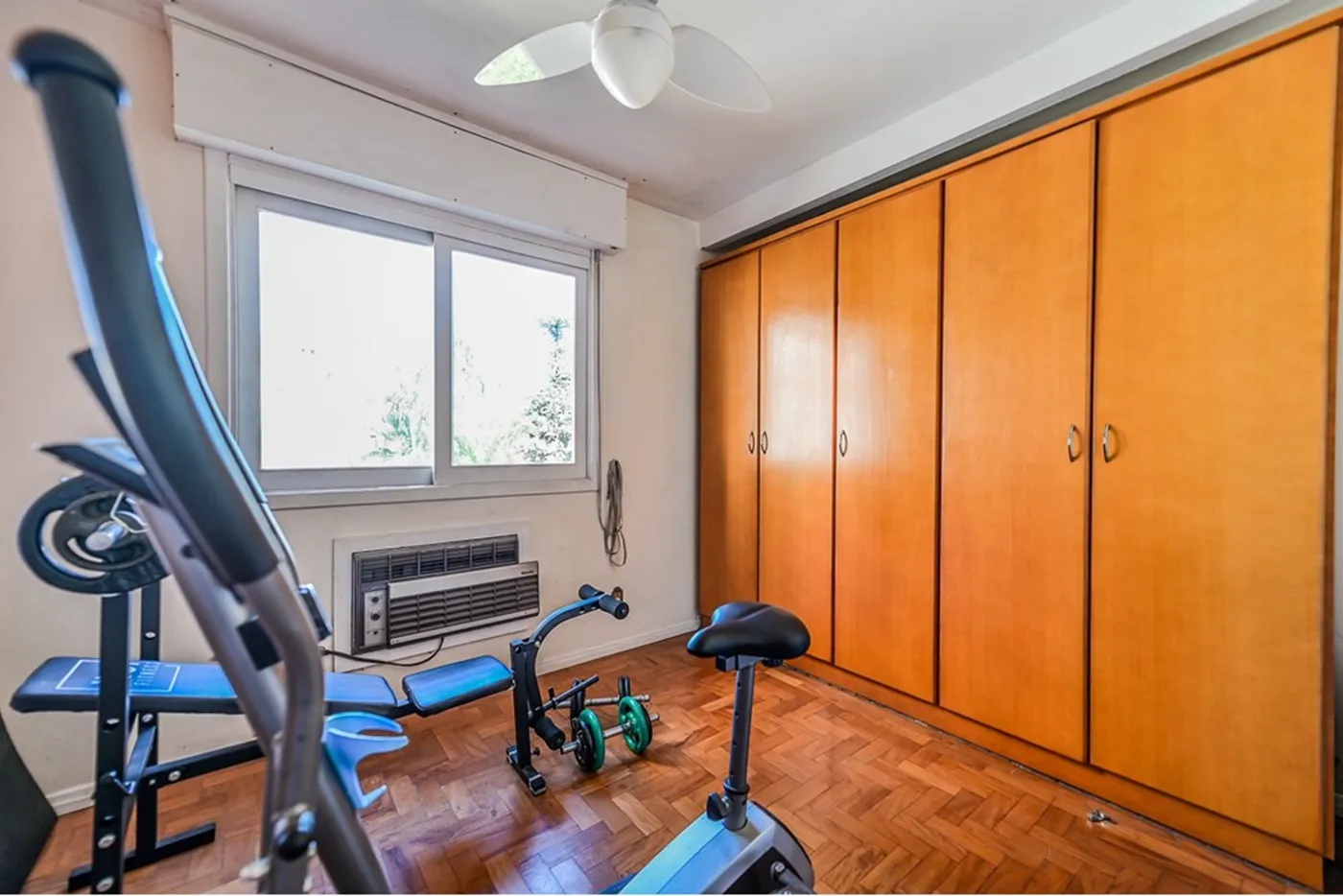 RBPÁA 450 Apto 612481068-194 - REMAX Andar de Cima Exclusividades